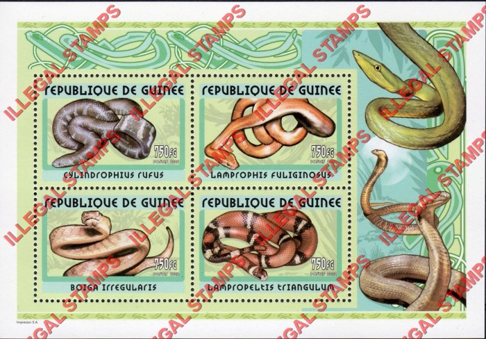 Guinea Republic 2002 Snakes Illegal Stamp Souvenir Sheet of 4