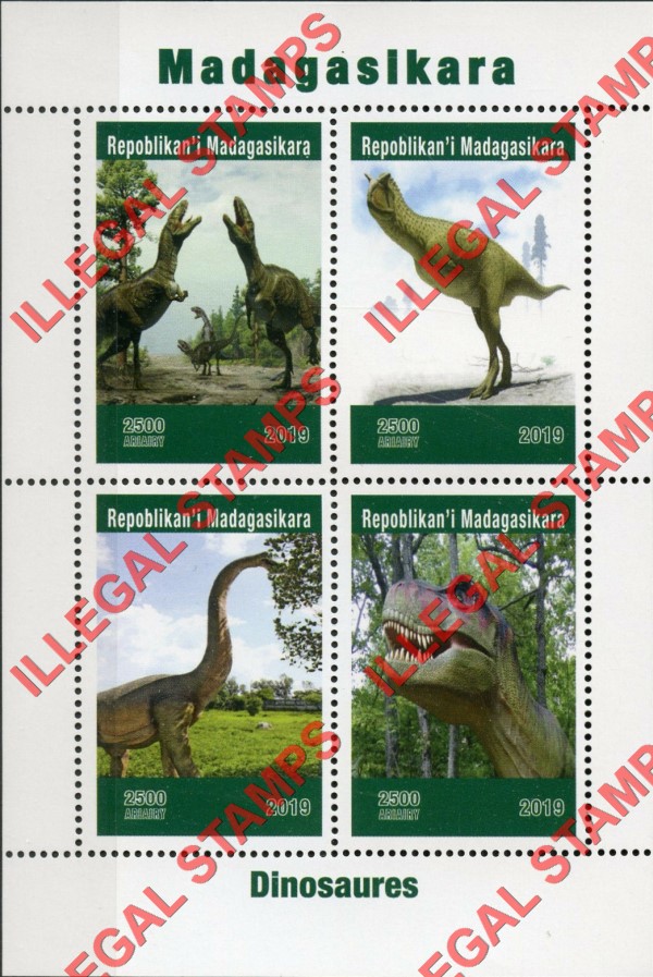 Madagascar 2019 Dinosaurs Illegal Stamp Souvenir Sheet of 4