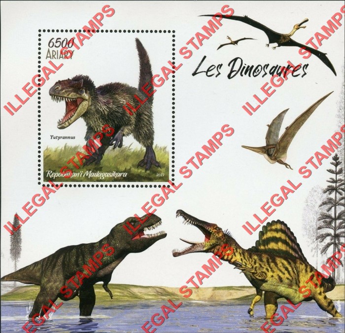 Madagascar 2019 Dinosaurs Illegal Stamp Souvenir Sheet of 1