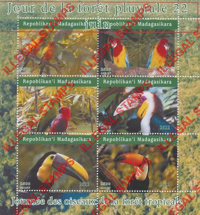 Madagascar 2022 Birds World Rainforest Day Illegal Stamp Souvenir Sheet of 6 (Sheet 2)