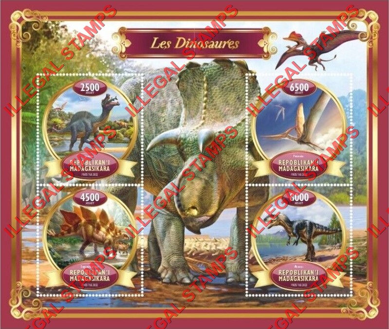 Madagascar 2022 Dinosaurs Illegal Stamp Souvenir Sheet of 4