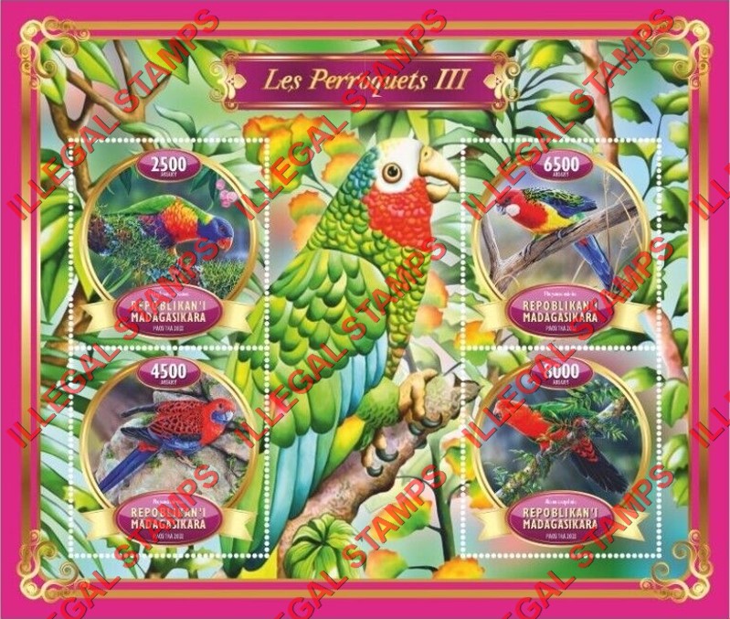 Madagascar 2022 Parrots Illegal Stamp Souvenir Sheet of 4 (Sheet 3)
