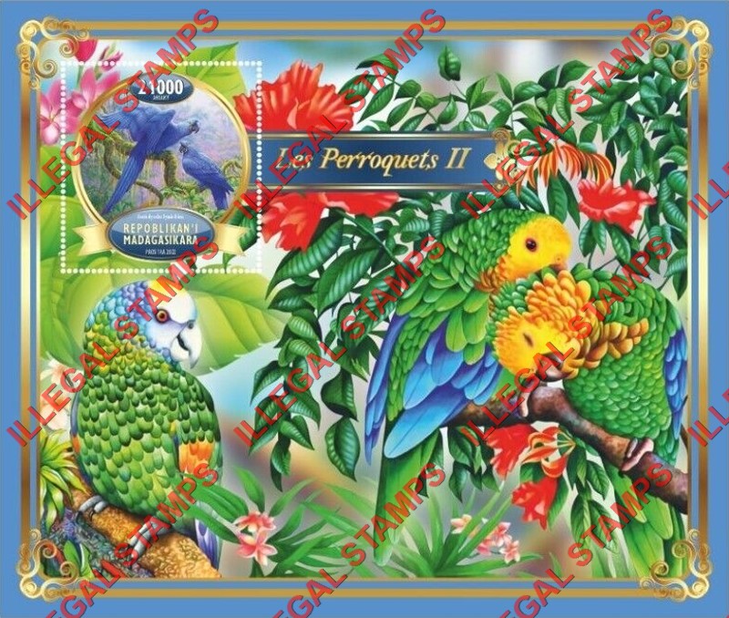 Madagascar 2022 Parrots Illegal Stamp Souvenir Sheet of 1 (Sheet 2)
