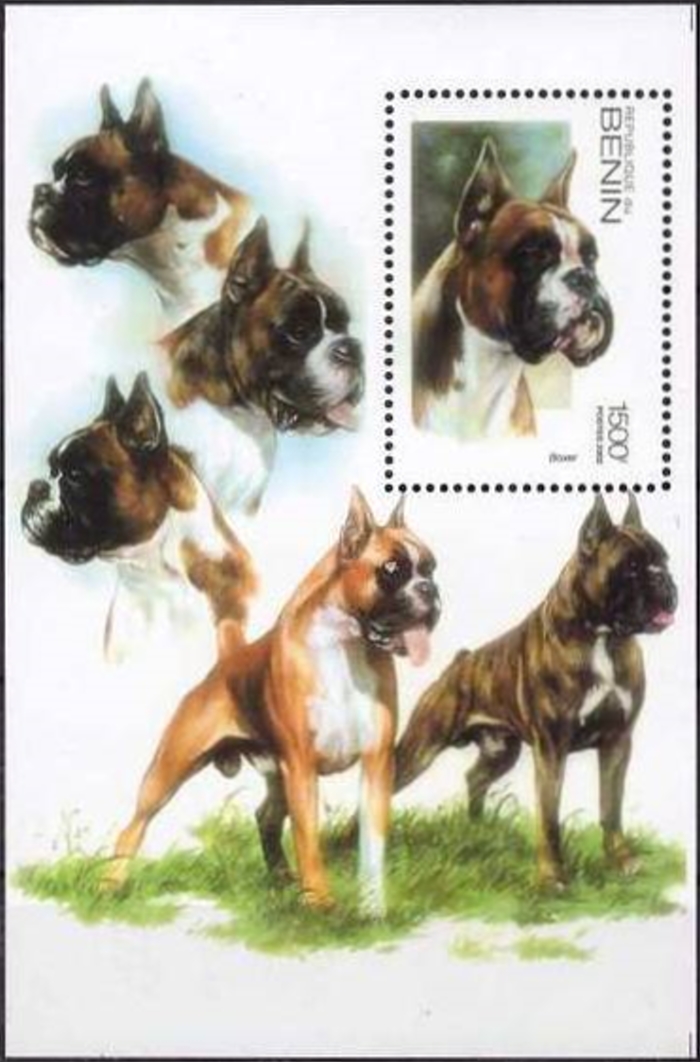Benin 2002 Dogs Souvenir Sheet