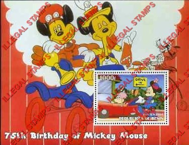 Benin 2004 Disney Mickey Mouse and Minnie at Drive-in Illegal Stamp Souvenir Sheet of 1