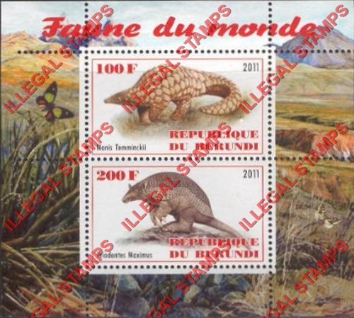 Burundi 2011 Fauna of the World Armadillos Counterfeit Illegal Stamp Souvenir Sheet of 2