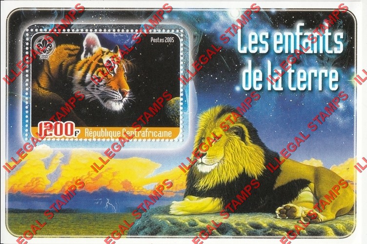 Central African Republic 2005 Young Animals Tiger and Lion Illegal Stamp Souvenir Sheet of 1