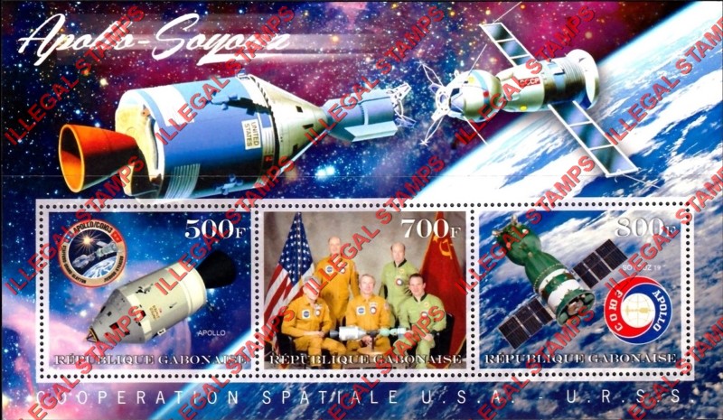 Gabon 2018 Space Apollo Soyuz Illegal Stamp Souvenir Sheet of 3 with no date Inscription