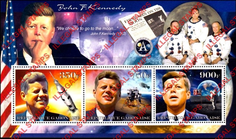 Gabon 2018 Space John F. Kennedy and Apollo Moonlanding Illegal Stamp Souvenir Sheet of 3 with no date Inscription
