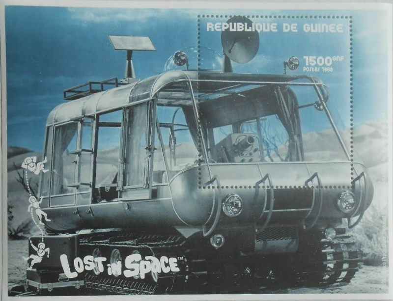 Guinea Republic 1998 Lost in Space Stamp Souvenir Sheet of 1 Michel Catalog No. BL532