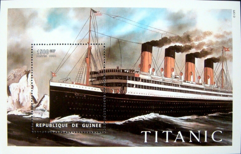 Guinea Republic 1998 Titanic Stamp Souvenir Sheet of 1 Michel Catalog No. BL536