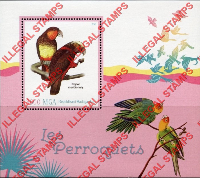 Madagascar 2016 Parrots Illegal Stamp Souvenir Sheet of 1