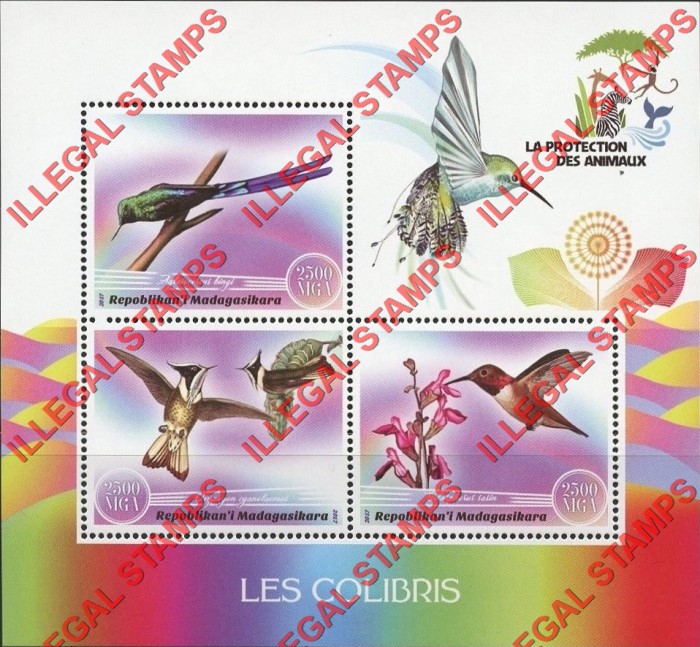 Madagascar 2017 Hummingbirds Illegal Stamp Souvenir Sheet of 3