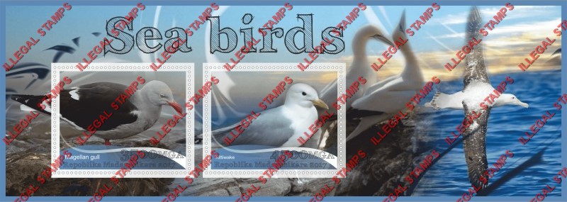 Madagascar 2017 Sea Birds Illegal Stamp Souvenir Sheet of 2