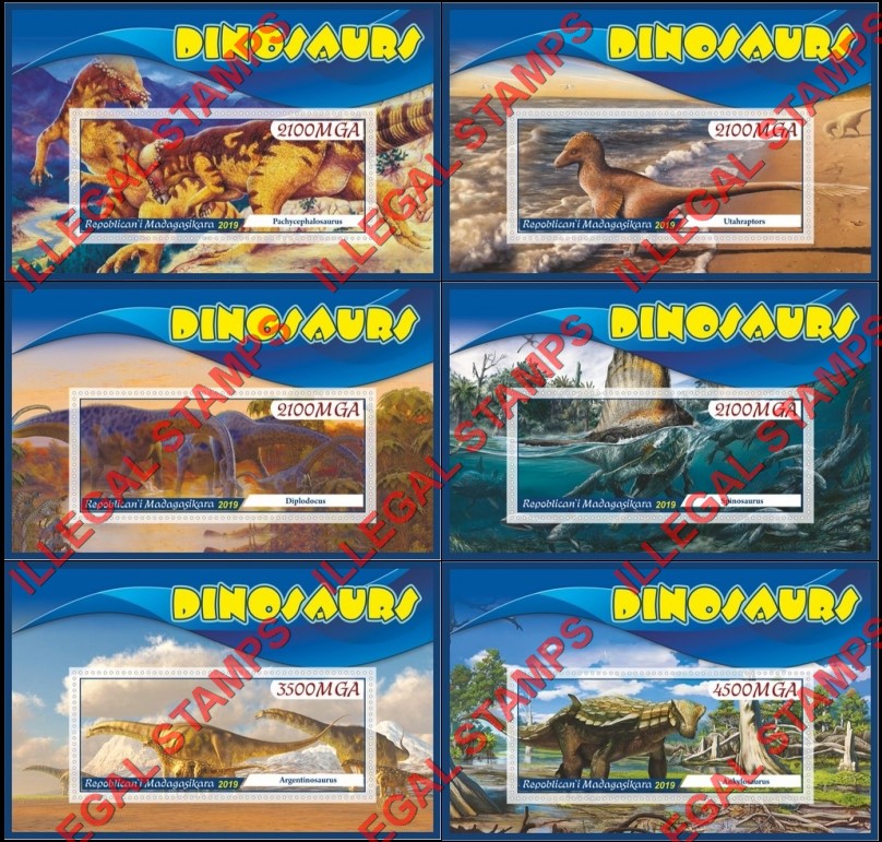 Madagascar 2019 Dinosaurs Illegal Stamp Souvenir Sheets of 1