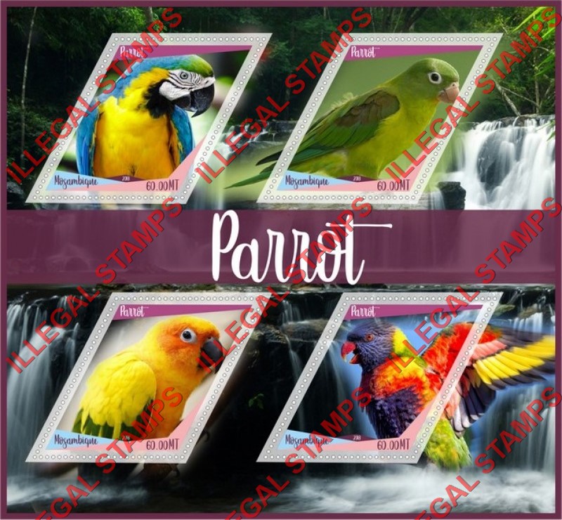  Mozambique 2018 Parrots (different) Counterfeit Illegal Stamp Souvenir Sheet of 4