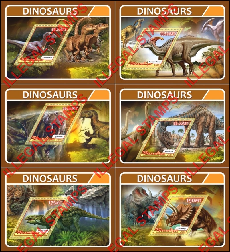  Mozambique 2019 Dinosaurs Counterfeit Illegal Stamp Souvenir Sheets of 1