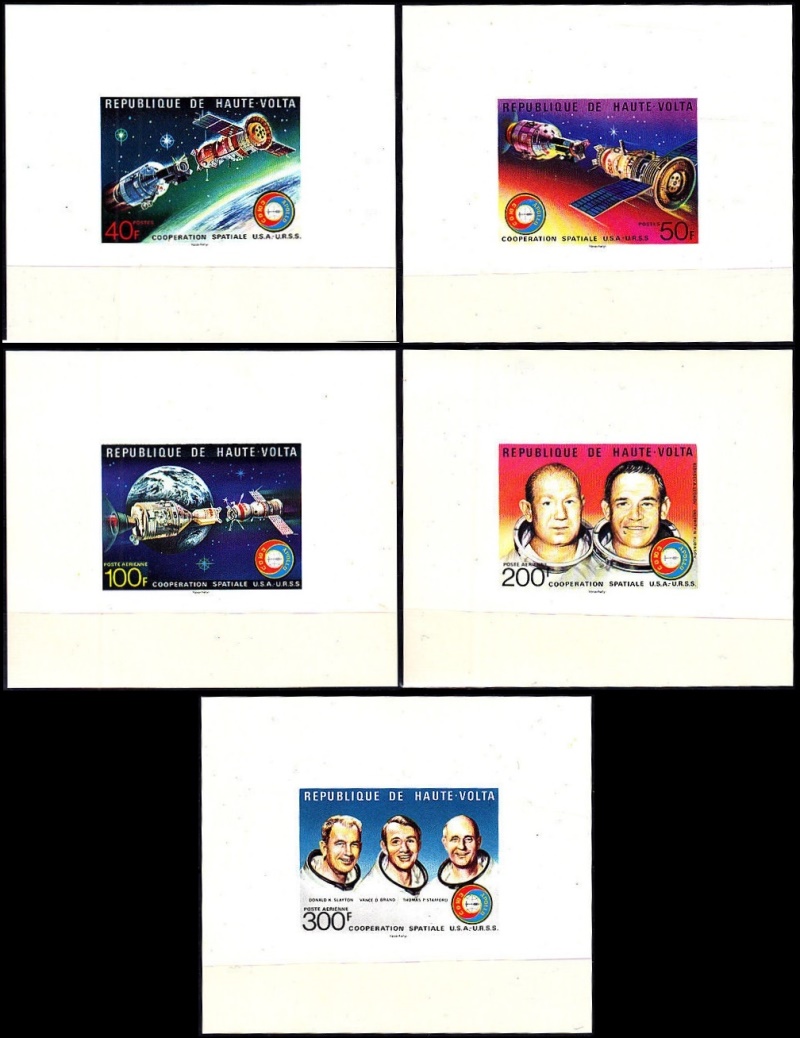 Upper Volta 1975 Apollo-Soyuz Space Test Project Deluxe Sheetlets with White Background