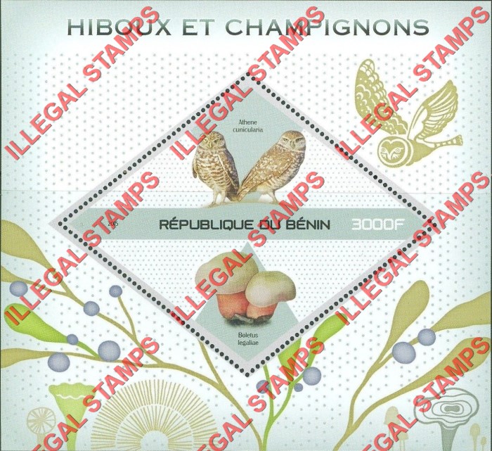 Benin 2015 Owls and Mushrooms Illegal Stamp Souvenir Sheet of 1
