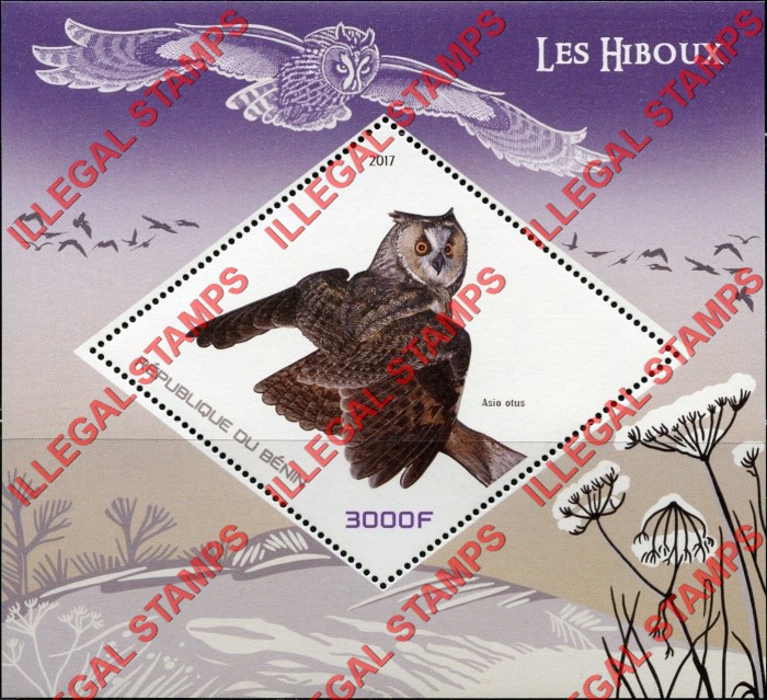 Benin 2017 Owls Illegal Stamp Souvenir Sheet of 1 Benin 2017 Owls Illegal Stamp Souvenir Sheet of 1