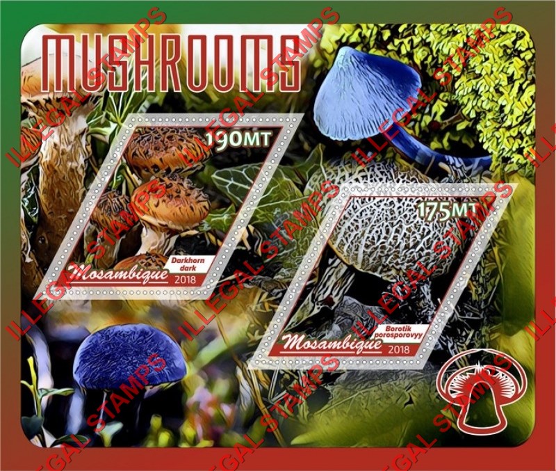 Mozambique 2018 Mushrooms (different) Counterfeit Illegal Stamp Souvenir Sheet of 2